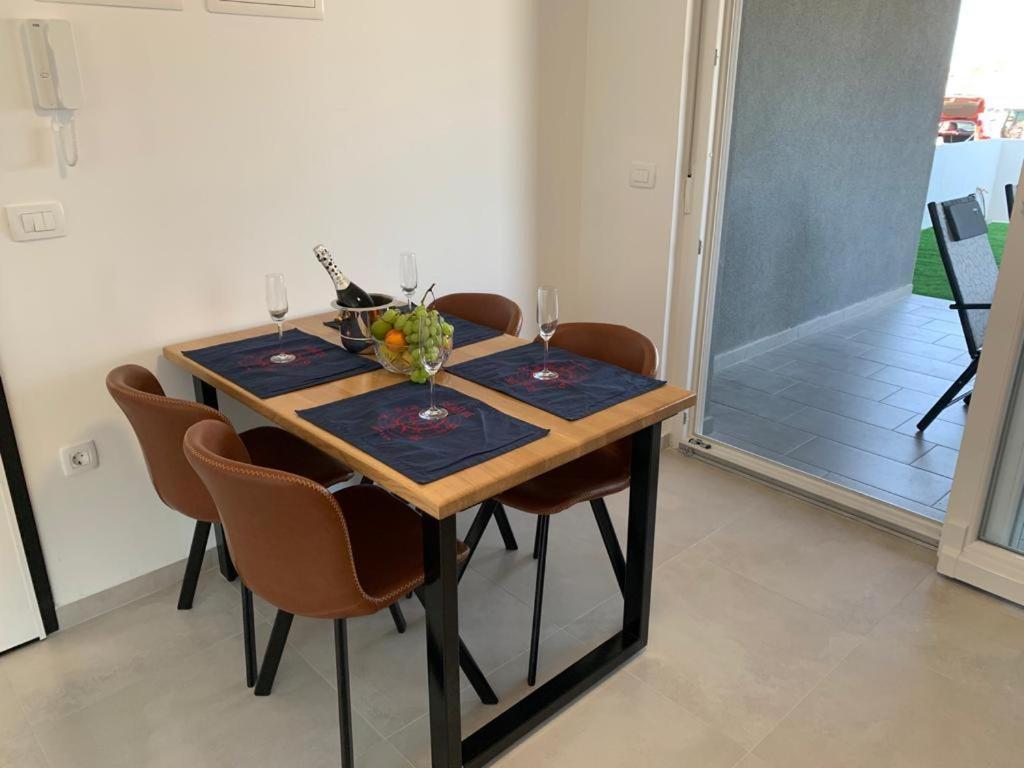 Apartmani Sunside Nin Εξωτερικό φωτογραφία