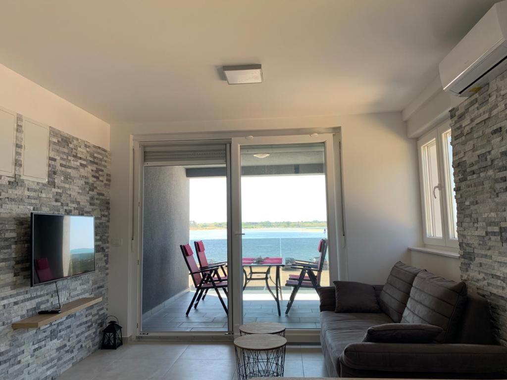 Apartmani Sunside Nin Εξωτερικό φωτογραφία